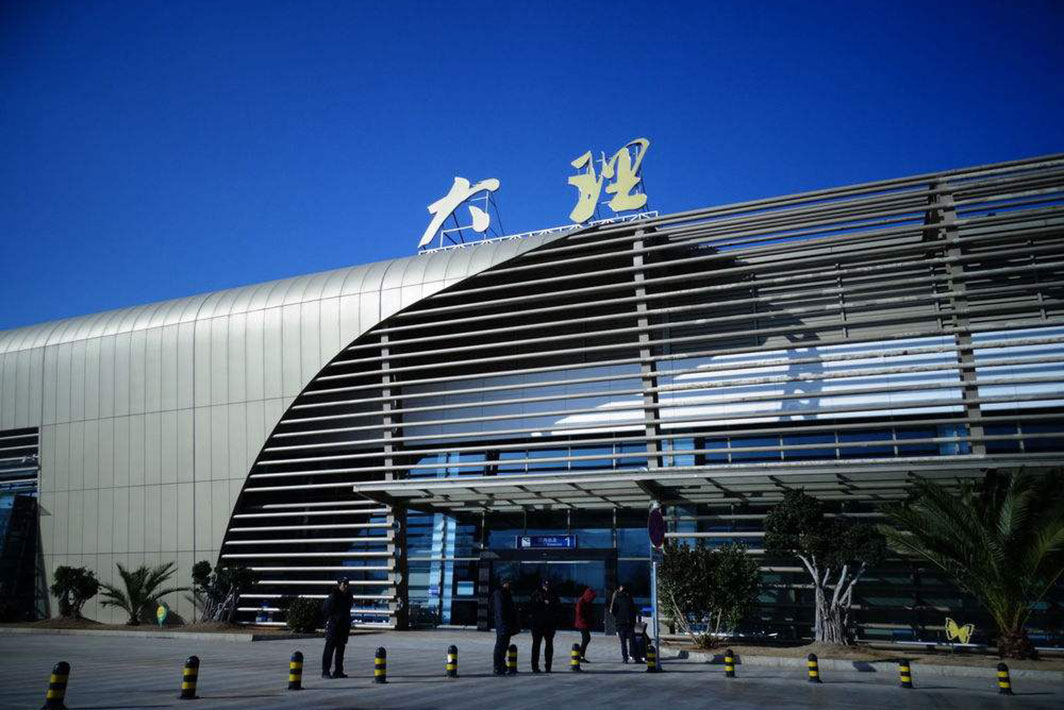 云南大理機(jī)場(chǎng)電動(dòng)螺桿式開(kāi)窗器